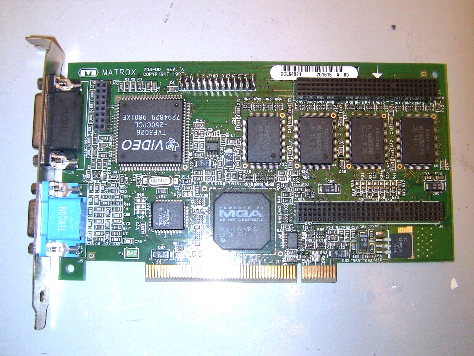 Matrox MGI MIL2P/8/HP 8MB PCI Video Graphics Card 703-00 HP P/N: 5064-3388