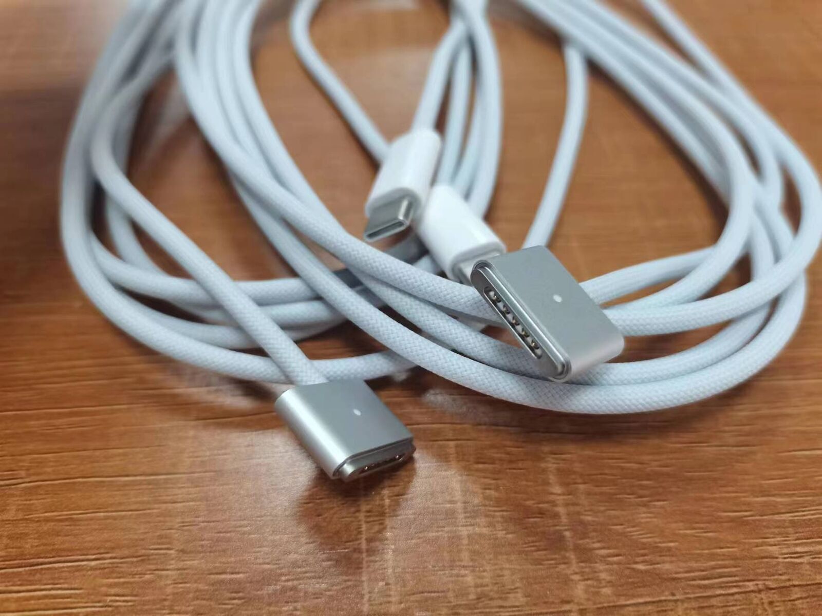 Lots 10PCS Genuine OEM Apple USB-C type c to MagSafe 3 Cable  2 M- MLYV3AM/A