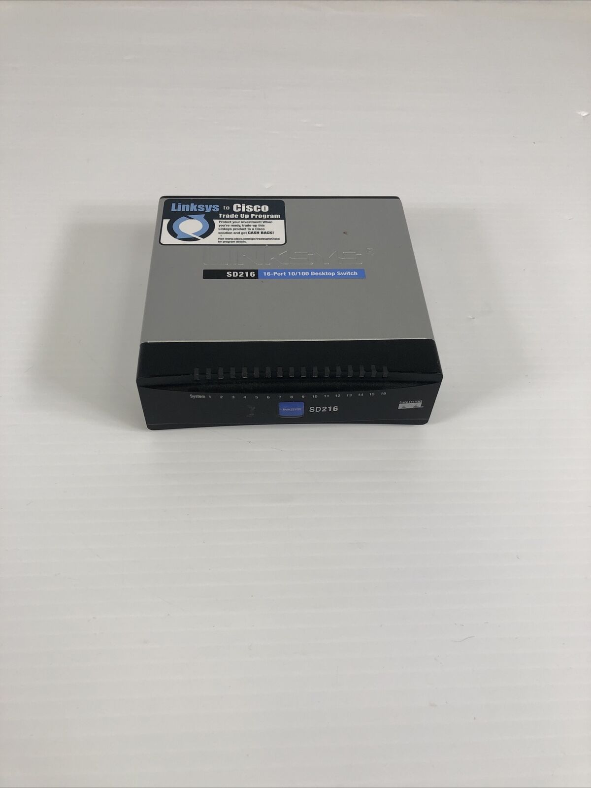 Linksys SD216 16-Port 10/100 Desktop Ethernet Network Switch - No Power Adapter