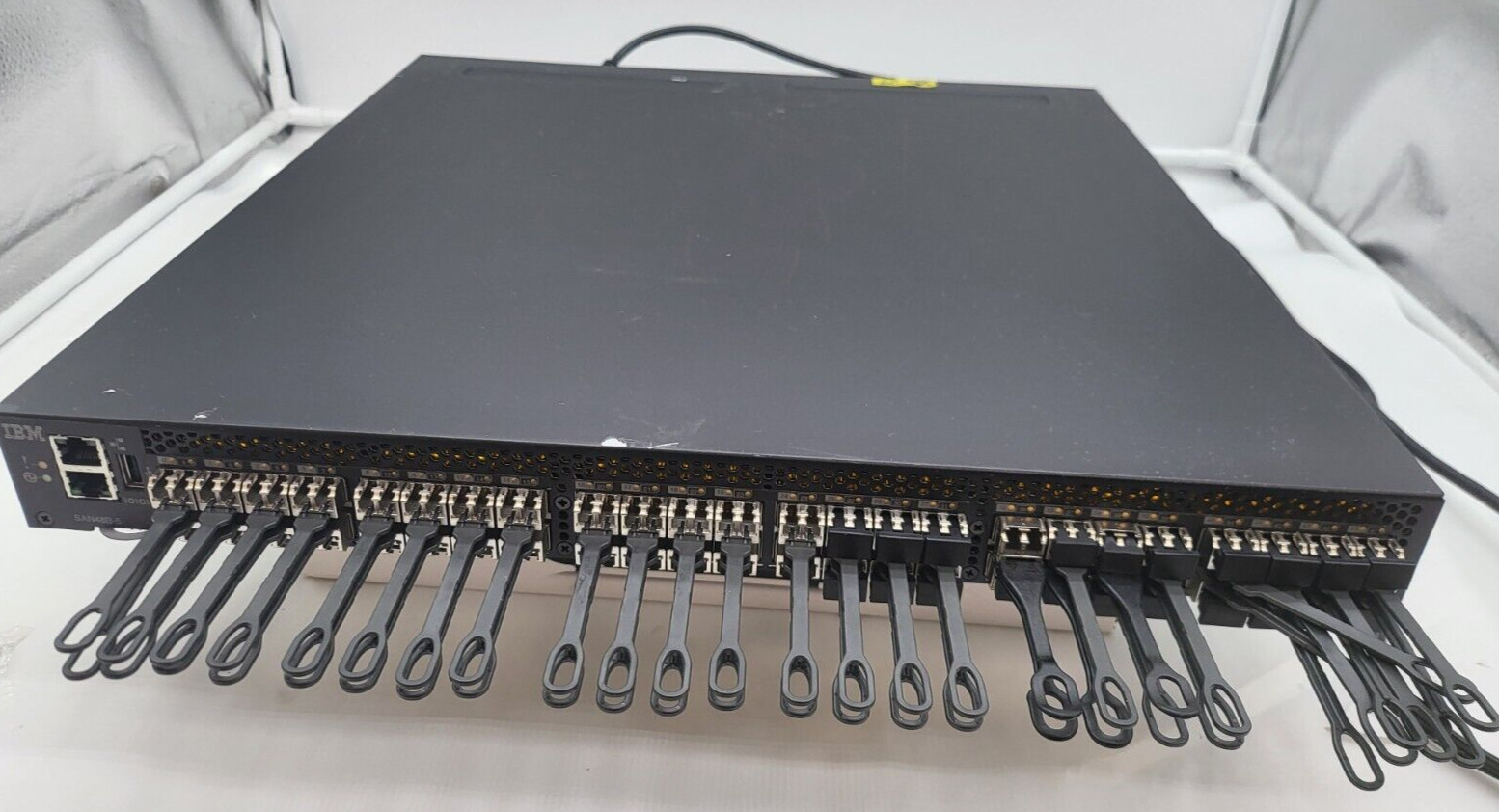 IBM 2498-F48 Fibre Channel Switch W/ Brocade 16G SW Modules