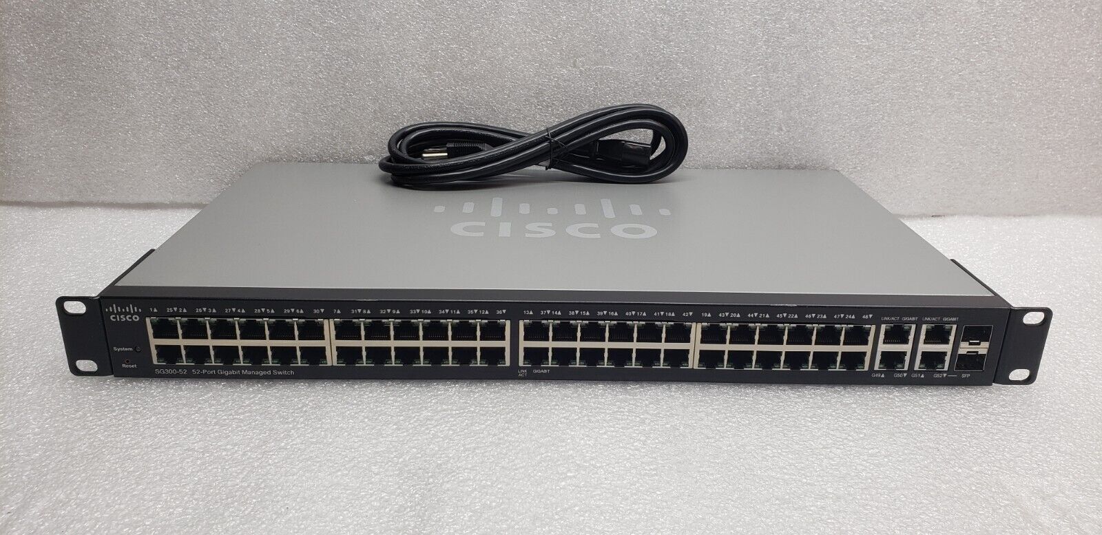Cisco SG300-52P 52-Port Gigabit 10/100/1000 PoE+ Managed Switch #99