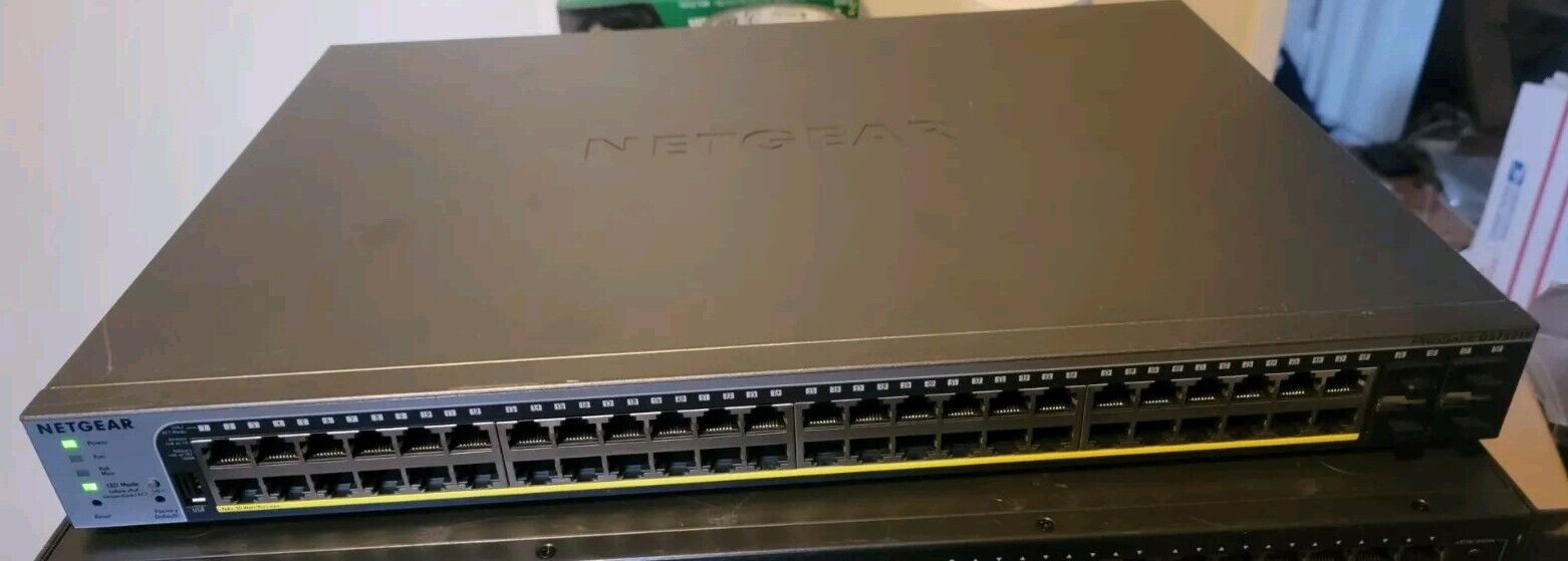 Netgear ProSafe GS752TP 52-Port Gigabit PoE Smart Switch with 4 SFP Ports (GP)