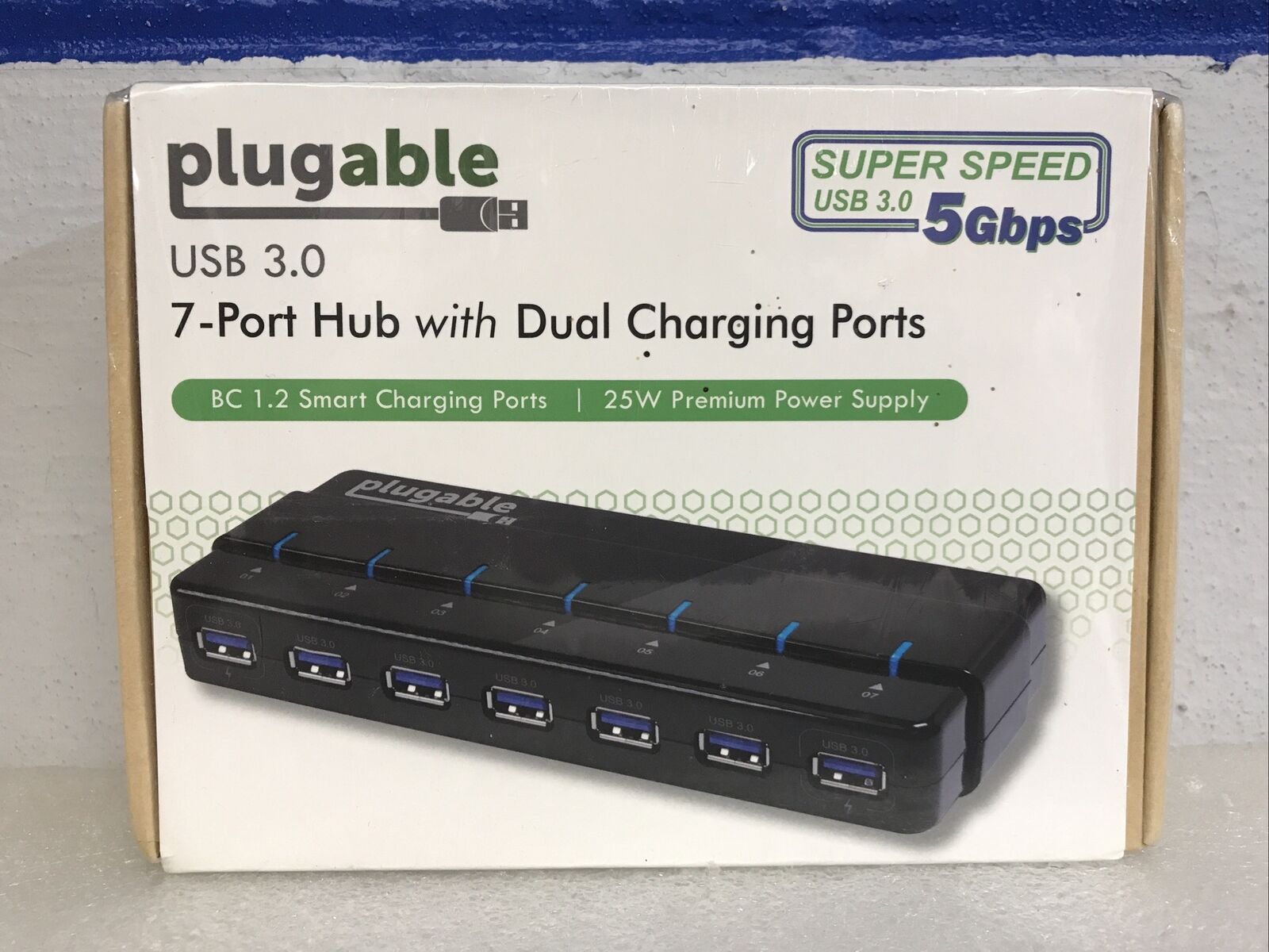 Plugable 7 Port USB 3.0 Hub with Dual Charging Ports 5 Gbps USB3-HUB7 New Sealed