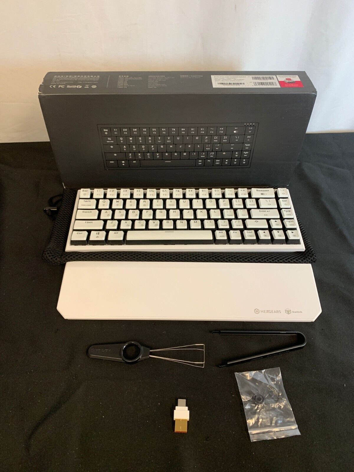 Hexgears X1 Pro White Black Bluetooth 68 Keys Three Mode Mechanical Keyboard
