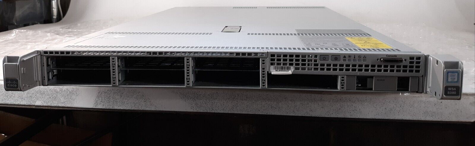 Cisco UCS C220 M4 S390 V01 Server 1x Intel Xeon E5-2620 V3 NO RAM + HDD w/ 2PSU