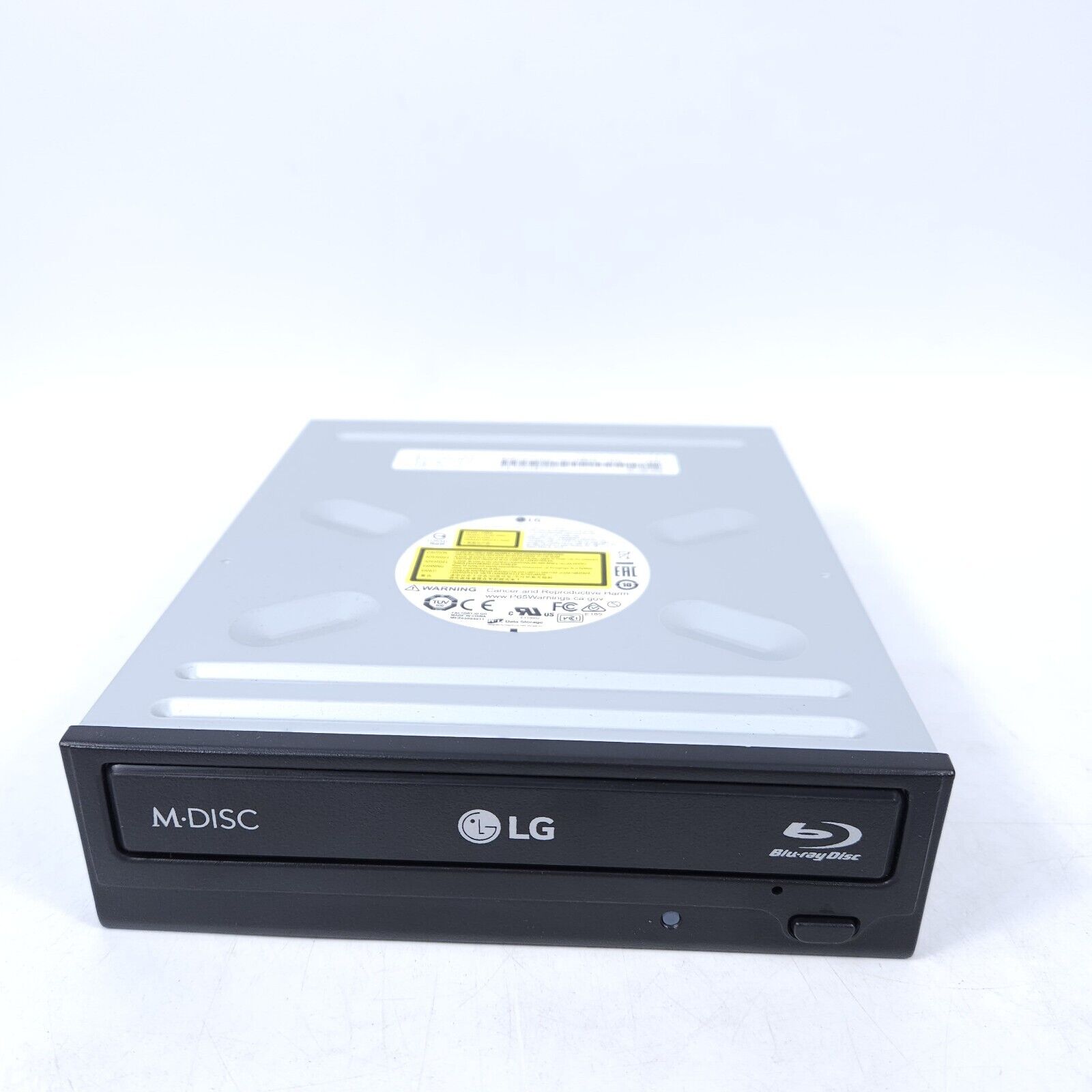  LG WH14NS40 1.02 4K UHD friendly Blu-ray drive. 14X speed