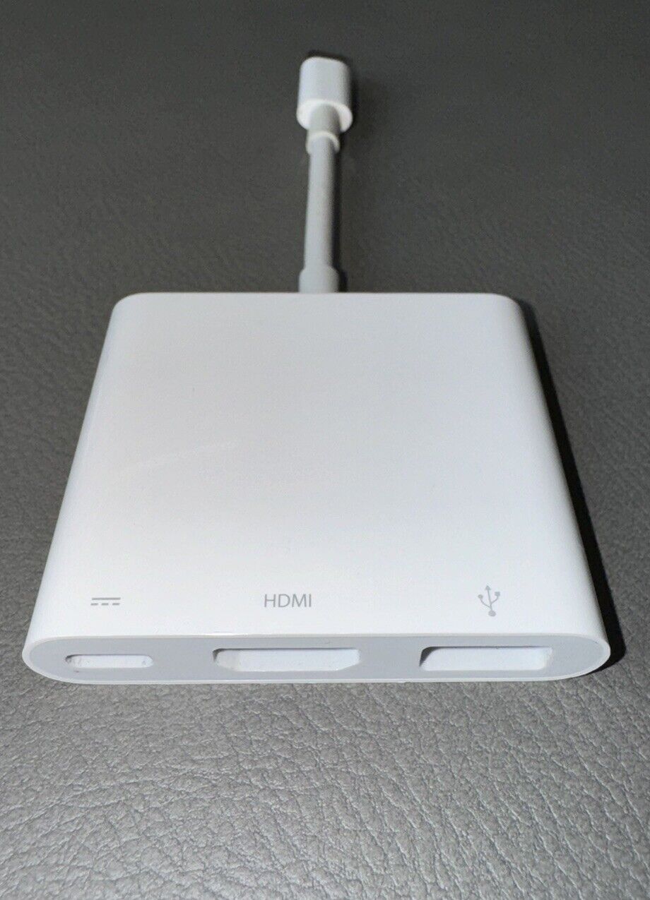 Apple USB-C to Digital AV Multiport HDMI Adapter MUF82AM/A Original A1621