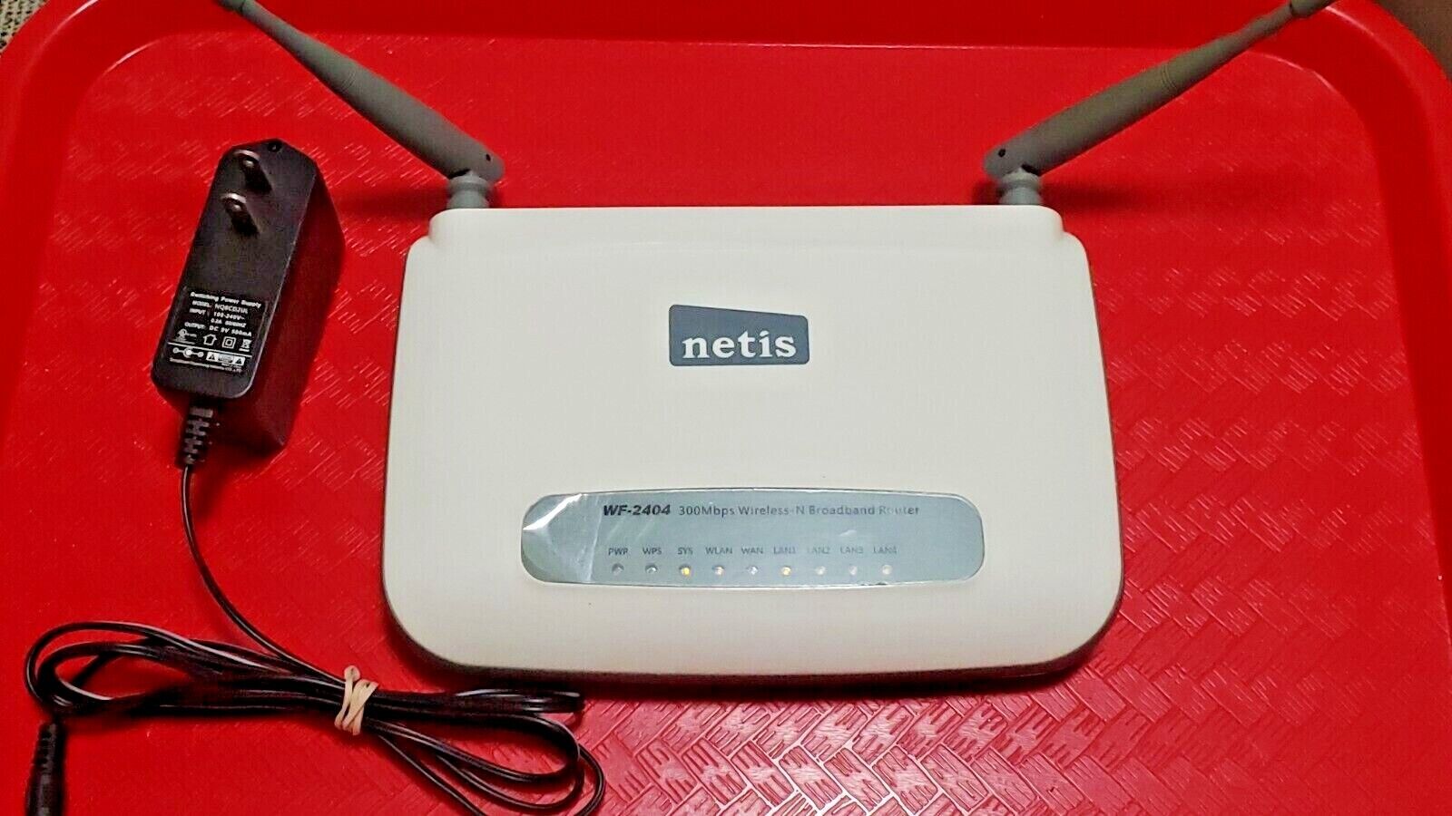 Netis WF-2404 300MBPS Wireless-N Broadband Router 4dBi Antennas w/AC Power Mint