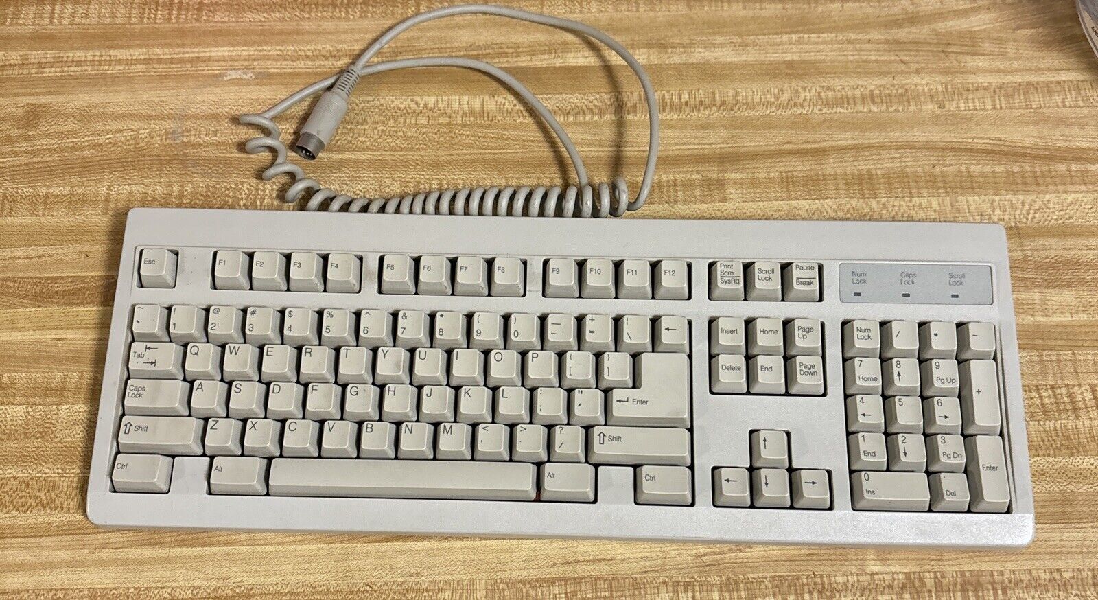 Vintage NMB RT101+ Wired Mechanical Keyboard Clicky Space Invader Switch Tested