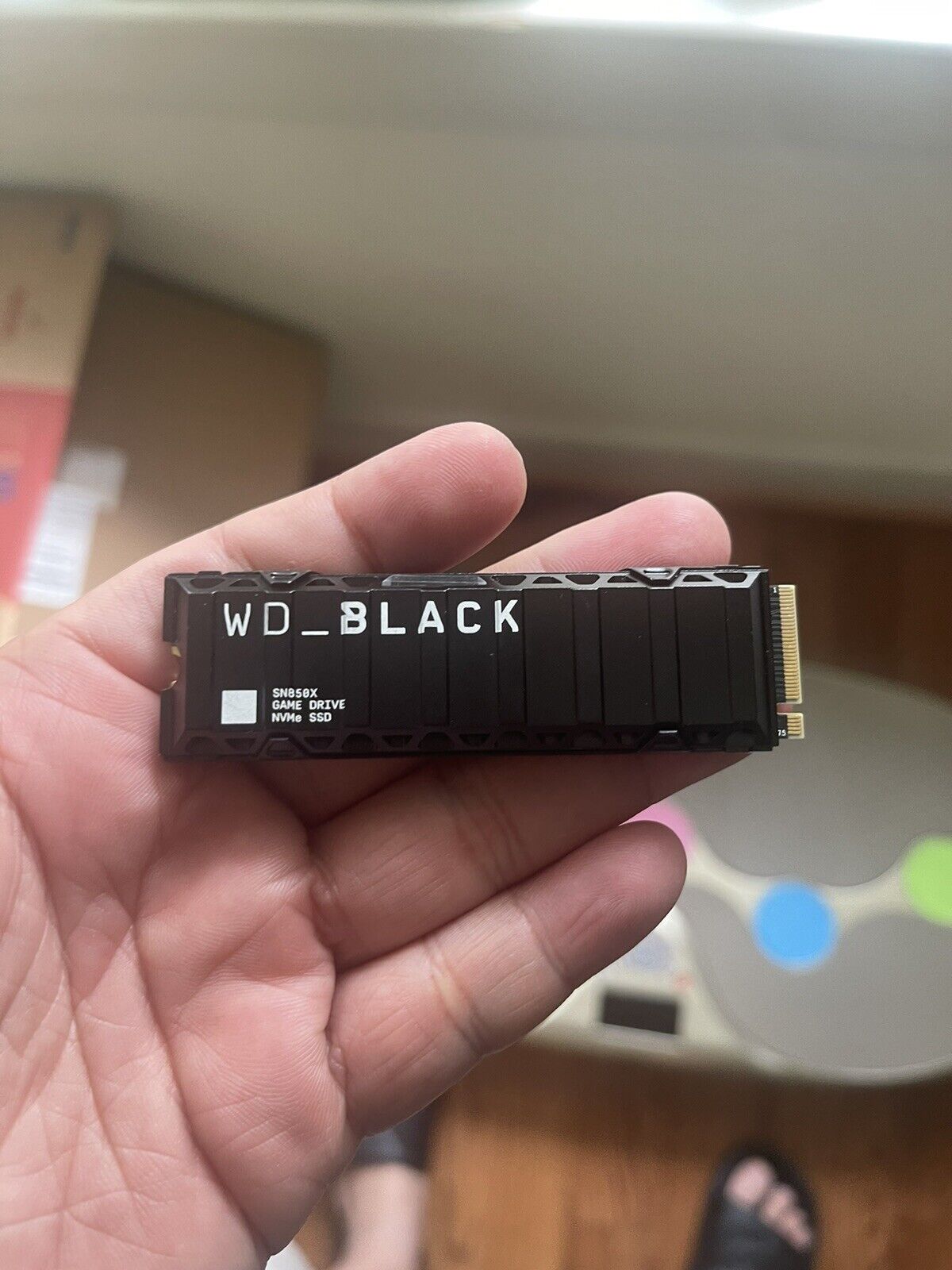 Western Digital WD_BLACK SN850X 2TB NVMe Internal SSD with Heatsink...