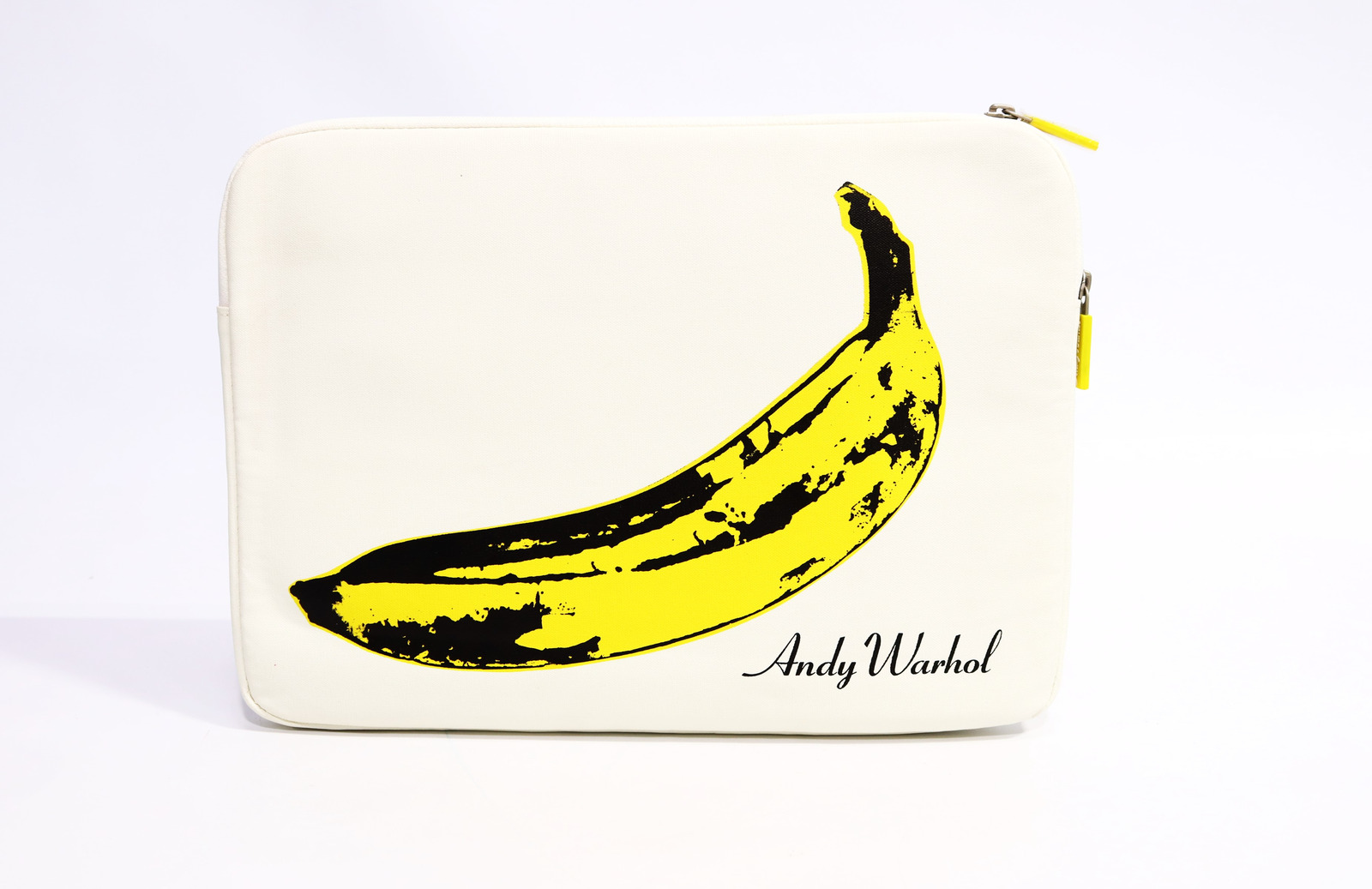 Incase | White Color Andy Warhol Padded Canvas Banana, Laptop Sleeve - 14\