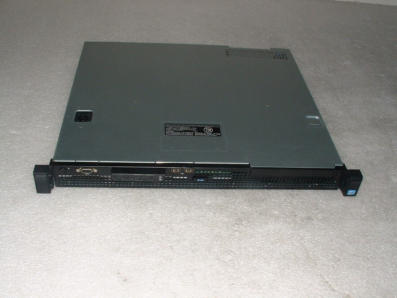 Dell Poweredge R210 II Server Xeon E3-1240 v2 3.4ghz Quad Core / 8gb / 2x Trays