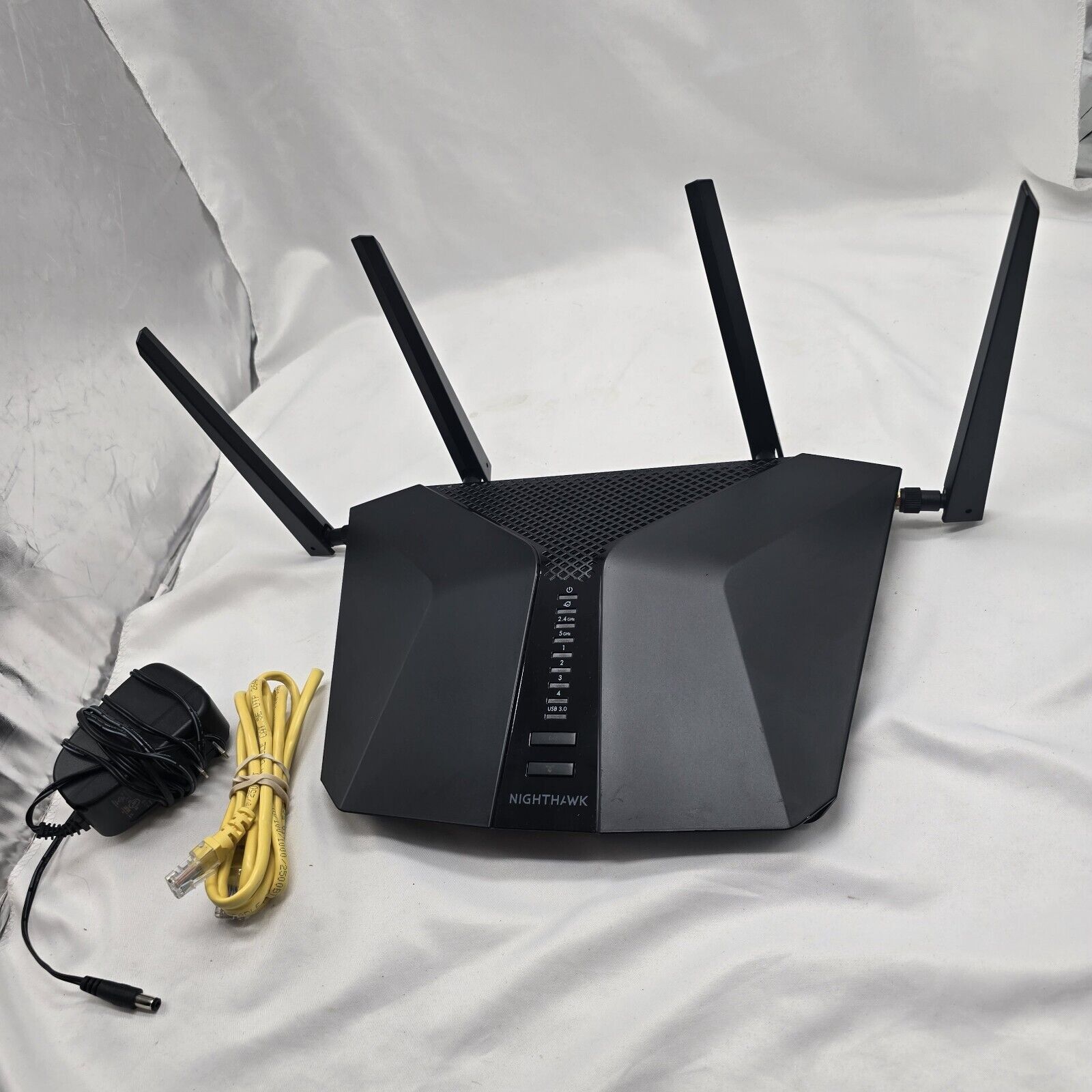 NETGEAR Nighthawk AX6 6-Stream AX4300 Wi-Fi Router RAX45-100NAS