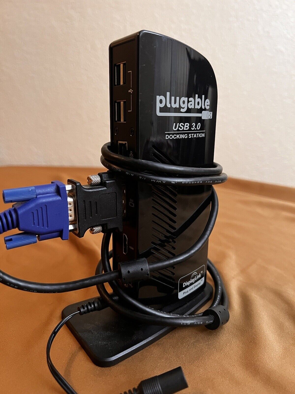 Plugable USB 3.0 Universal Docking Station for Windows