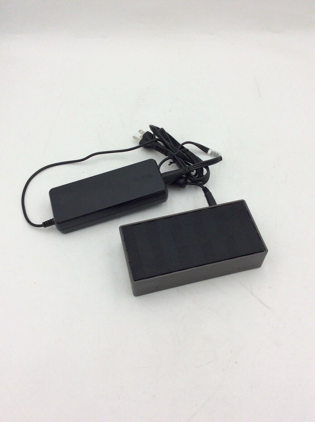 Targus USB C Universal Dual Video 4K Docking Station DOCK190-B 150W P/A