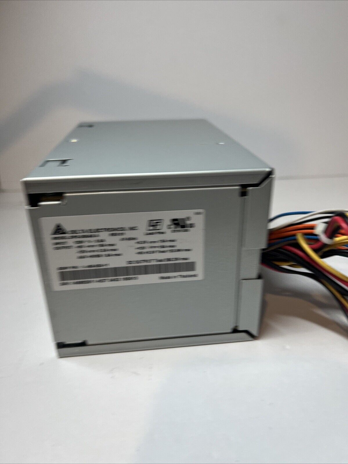 Delta Electronics 300W DPS-266AB-A P/N:1-48-825-11 Power Supply. Tested N Works