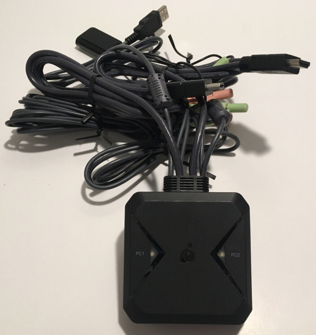 Iogear 2-Port 4K USB KVM Switch With HDMI & Audio Connections GCS92HU