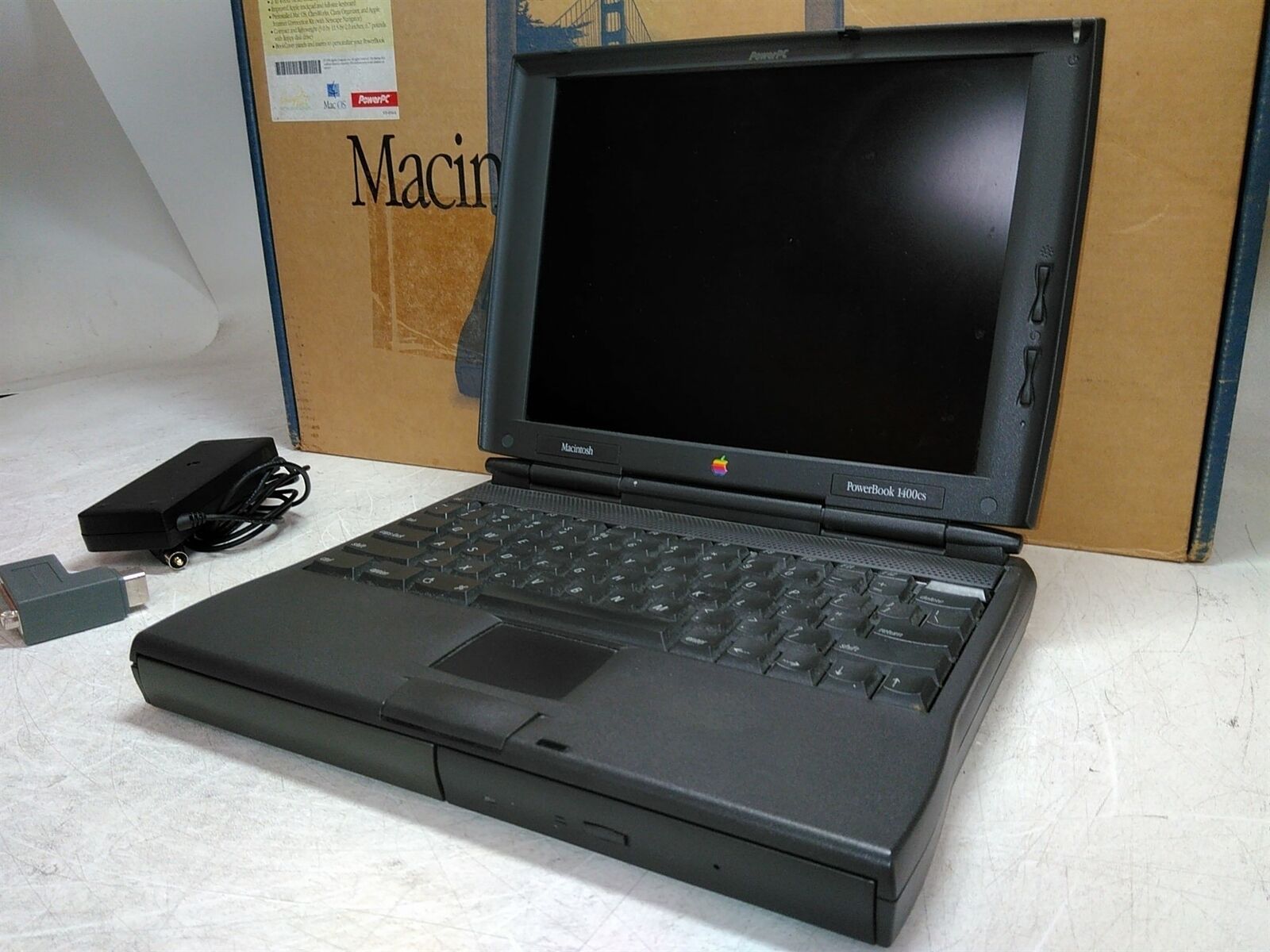 Apple PowerBook 1400CS 117MHz 40MB 1GB HD Mac OS 8 Battery Corrosion AS-IS