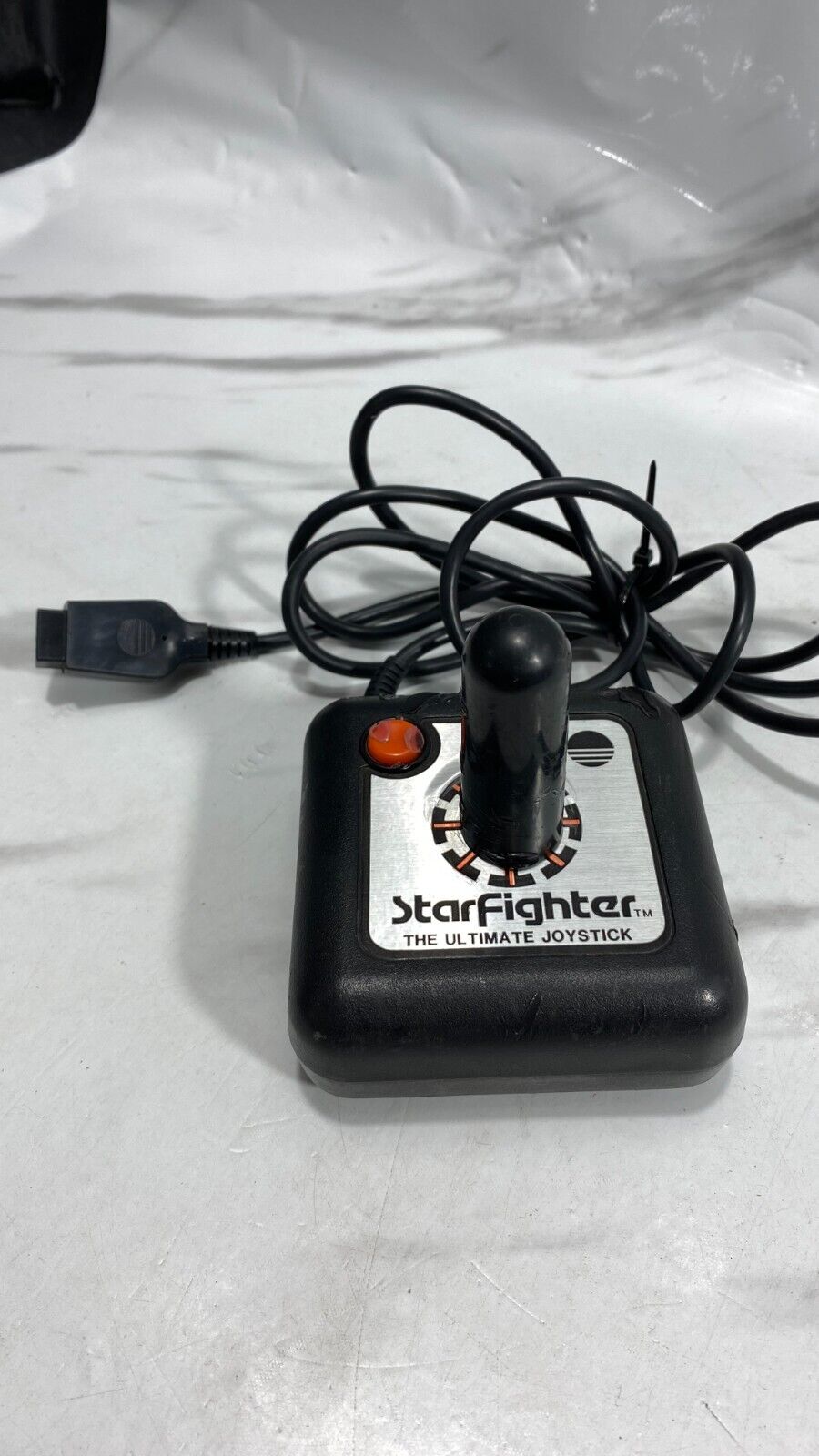 Starfighter Ultimate Joystick Commodore 64 / Amiga/Atari 2600 Suncom .9 pin