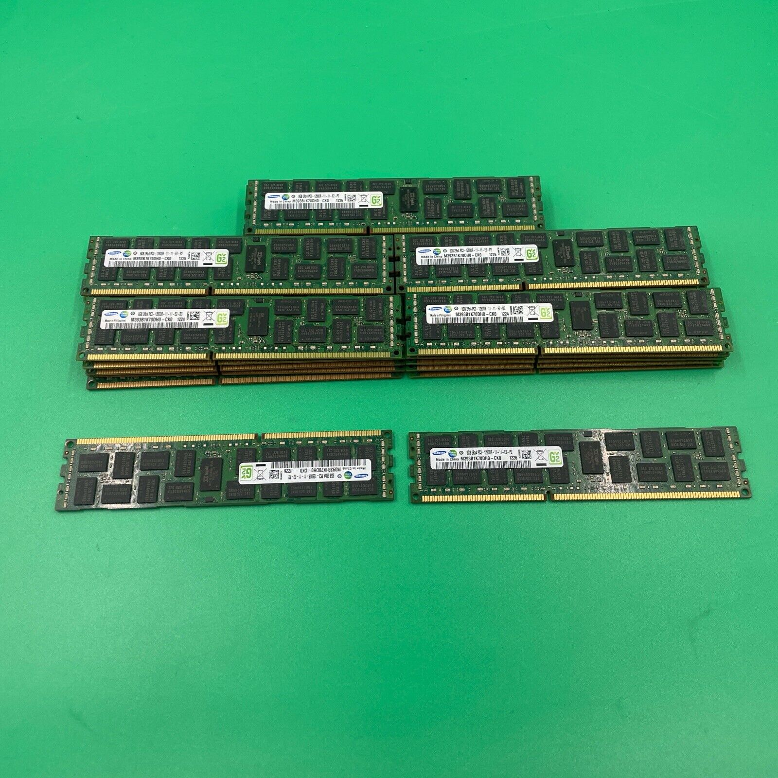 Lot of 27 - Samsung 8GB RAM PC3-12800R DDR3-1600 SDRAM  Memory M393B1K70DH0-CK0