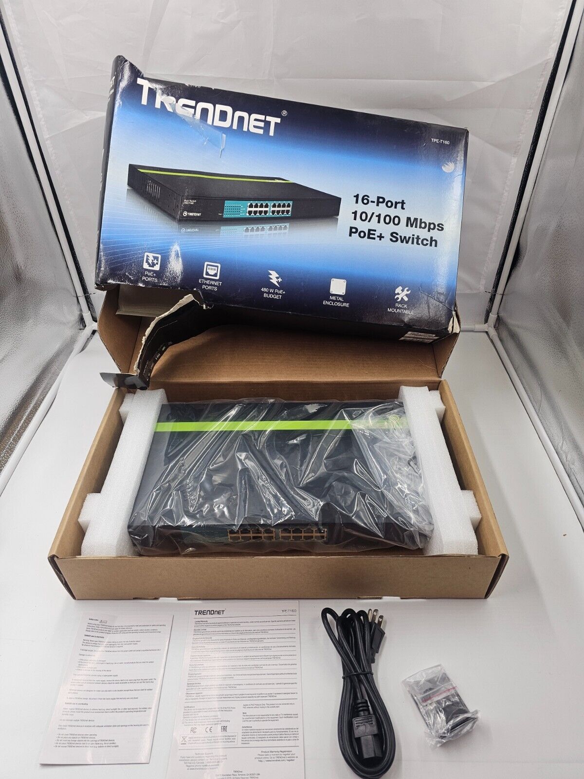 TRENDnet TPE-TG160G 16 Port Rack Mountable Ethernet Switch,  New