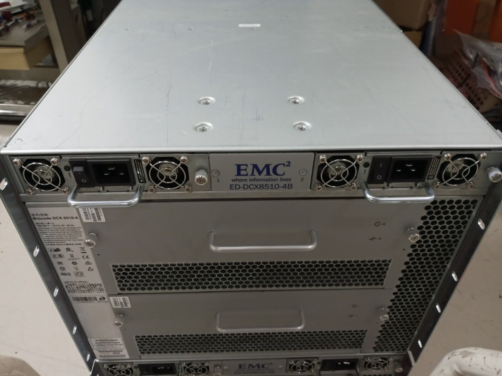 Brocade DCX-8510-4 Brocade (EMC)  16G 64EA