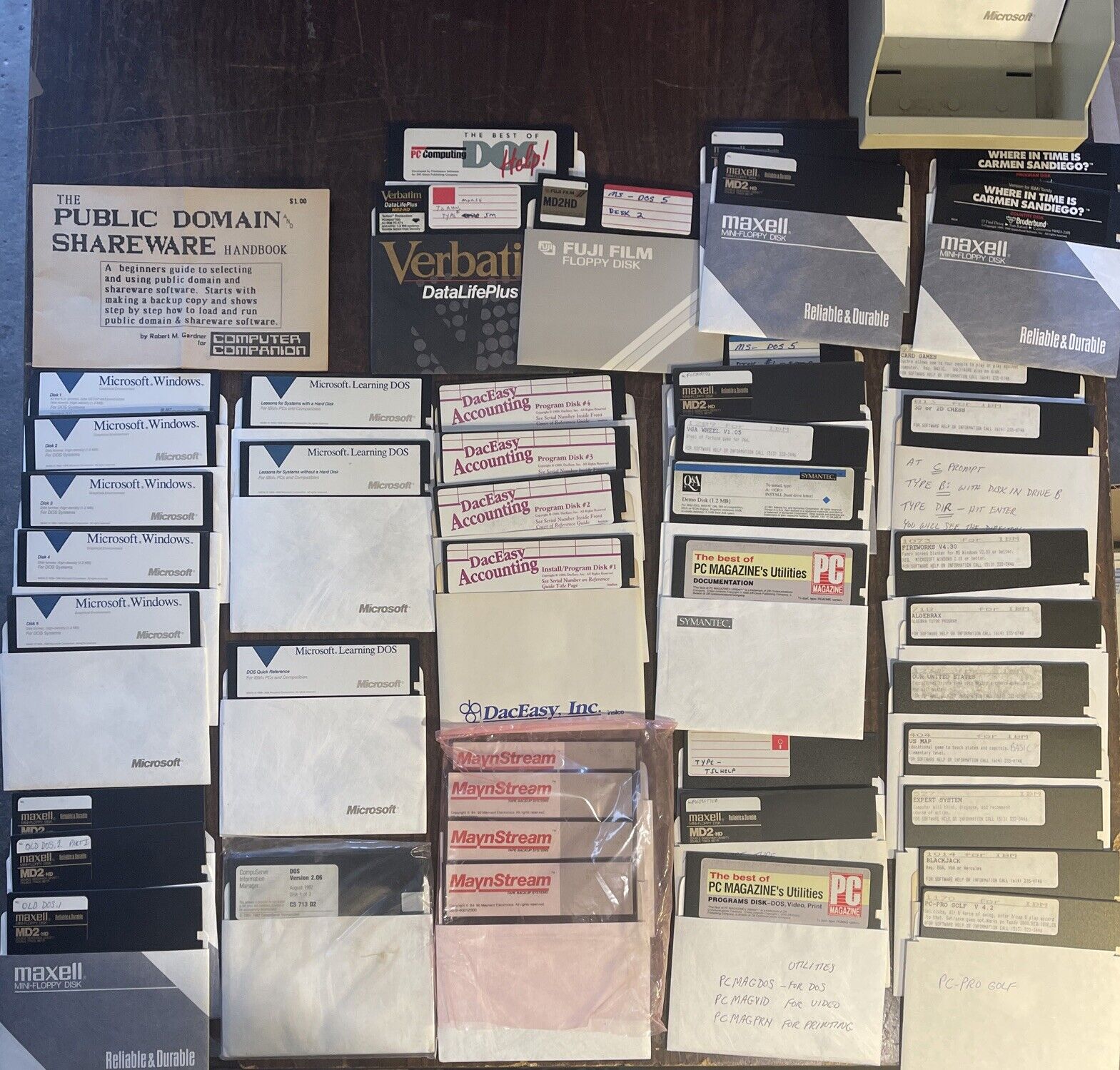 Vintage computer floppy disc lot 5.25 Microsoft DOS Games Compuserve IBM Windows