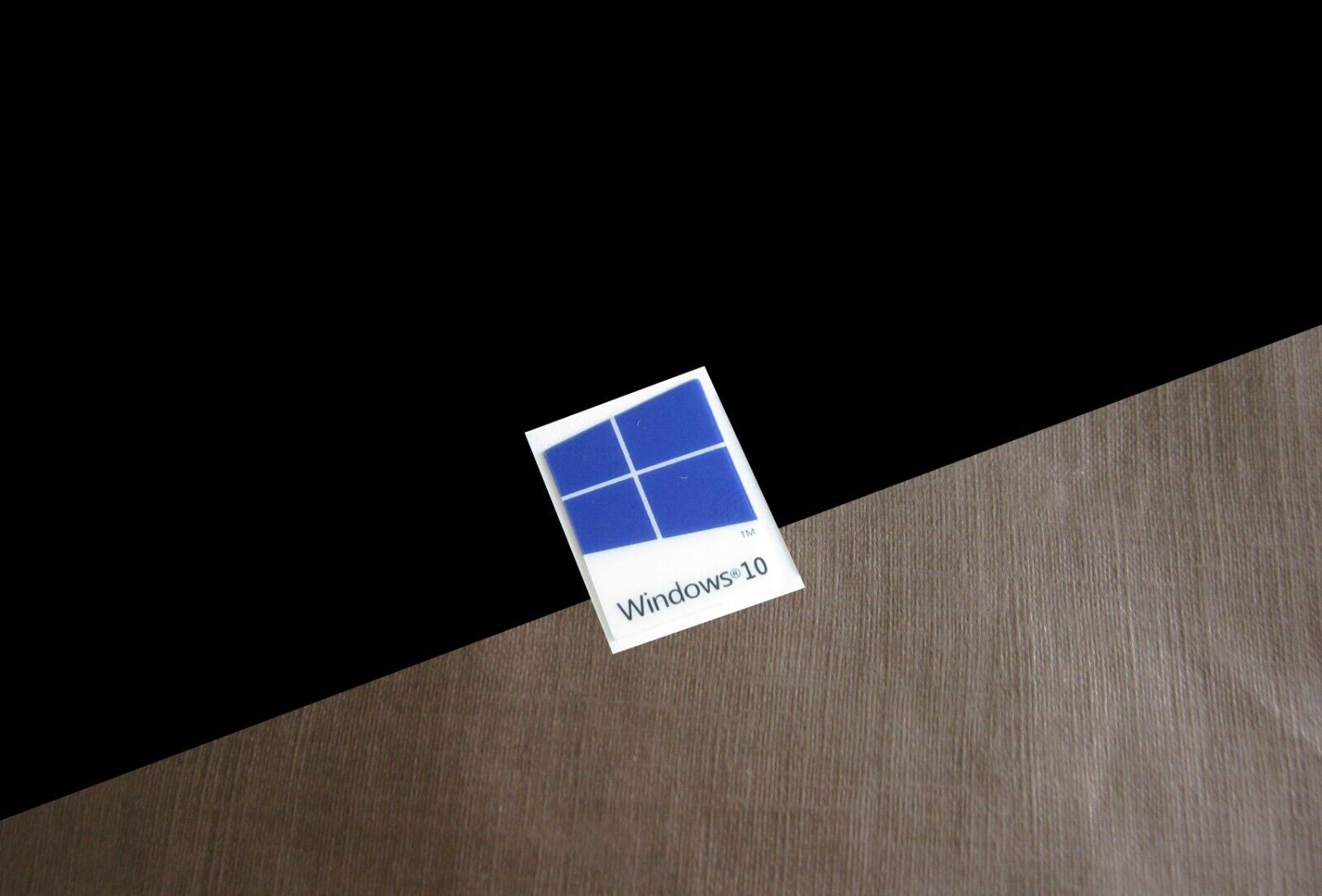 1 PCS Window 10 DARK Blue Color Badge Logo Decal Sticker 16mm x 23mm