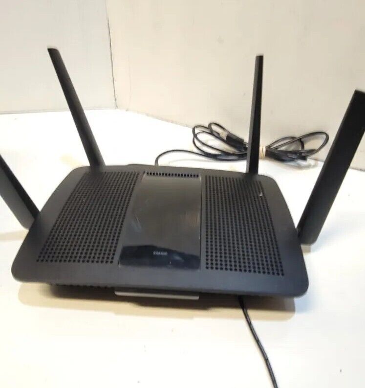 Linksys EA8500 Max-Stream Wireless MU-MIMO Tri-Band Wi-Fi Gigabit Router
