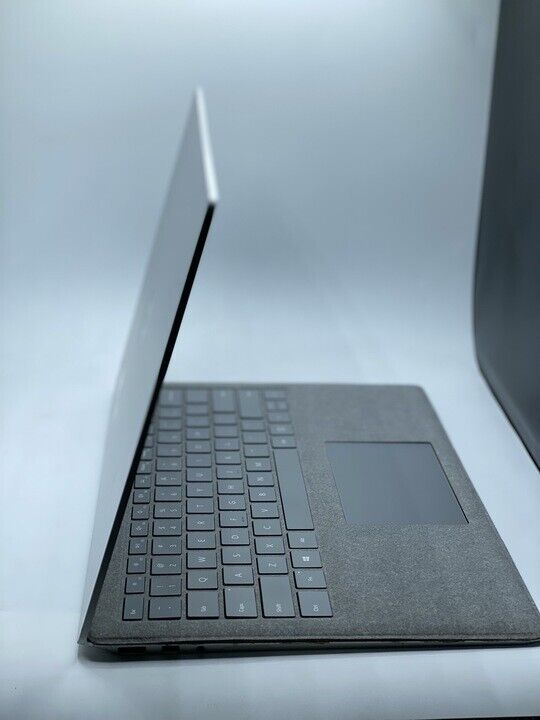 FOR PARTS Microsoft 1769 - Surface 2 Core i5 C GRADE