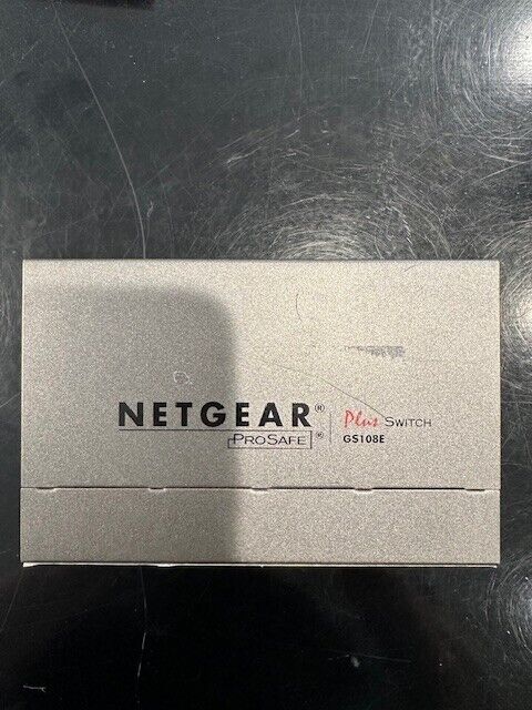 NETGEAR Pro Safe Plus 8 Port switch 8-Port Gigabi Switch GS108E