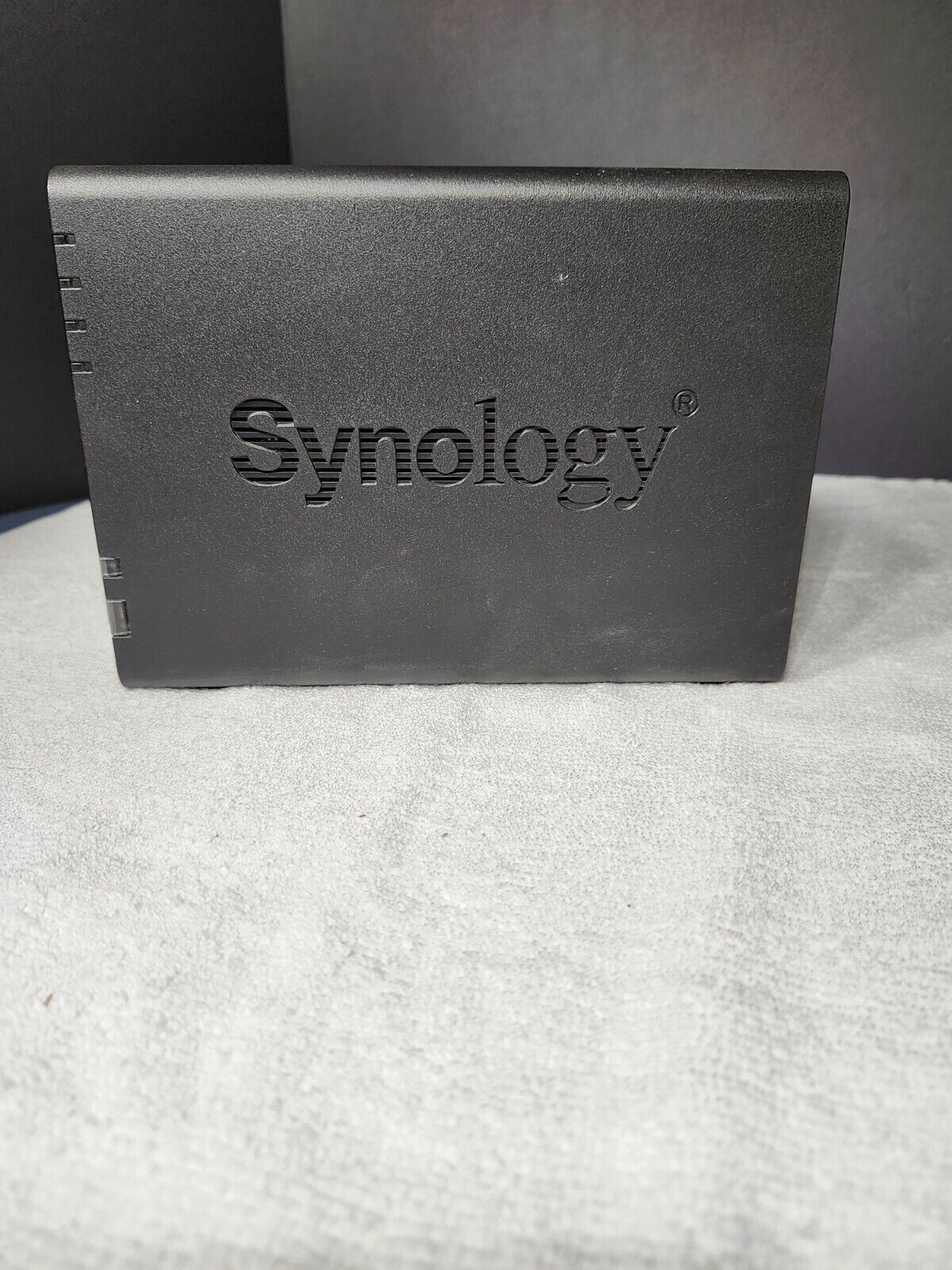 Synology DiskStation DS213 NAS Network Storage W/Discs- 2 Bays Clean & Tested