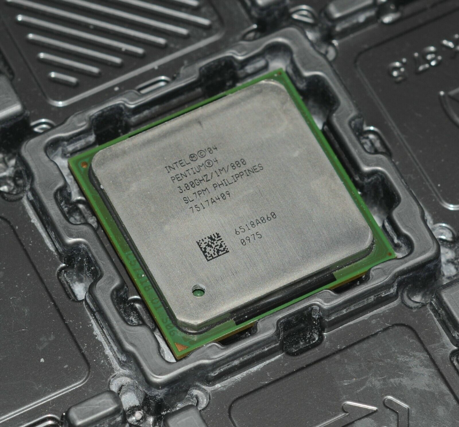 Pentium 4 3.0GHZ HT Socket 478 CPU 3.0/1M/800 SL7PM
