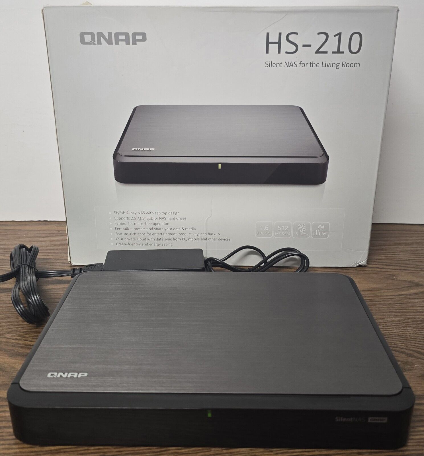 QNAP HS-210 Silent NAS 1.6GHz 512MB RAM 2 Bay + 2 x 3.0 TB Western Digital HDD