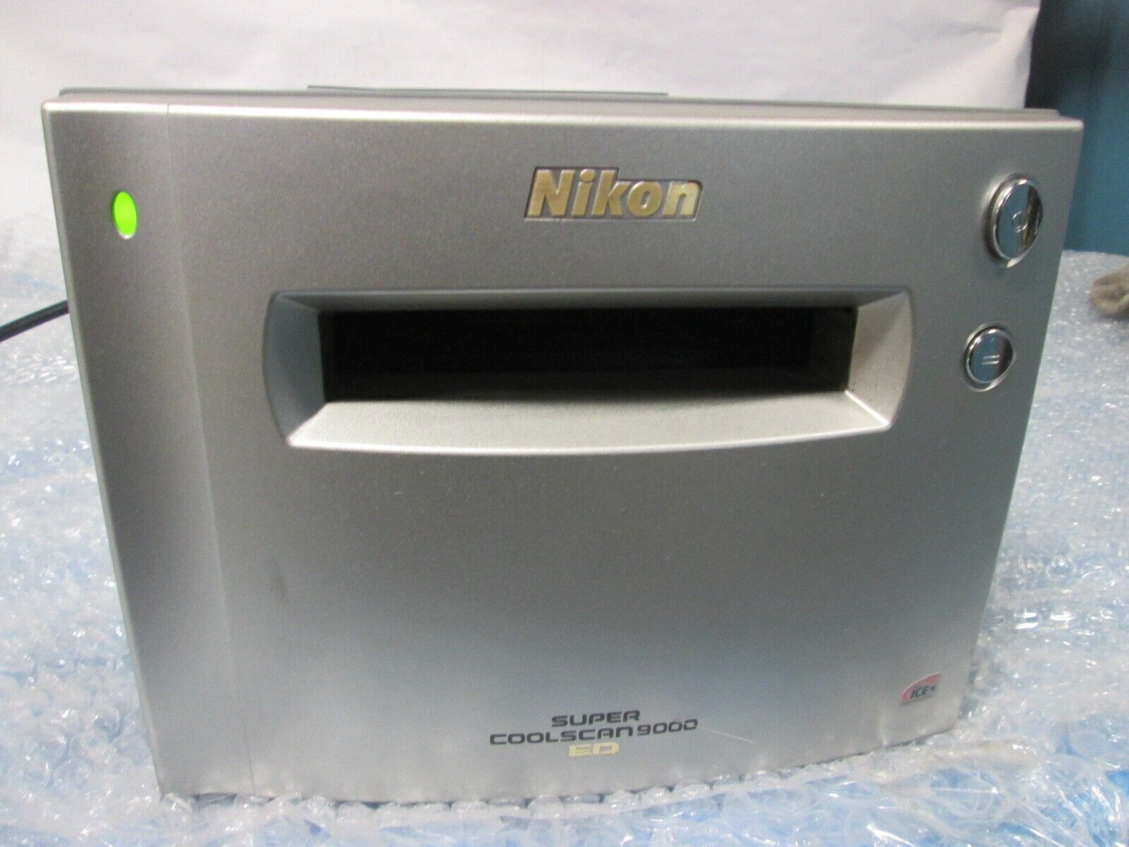 Nikon Super Cool Scan 9000 ED Photo, Slide & Film Scanner
