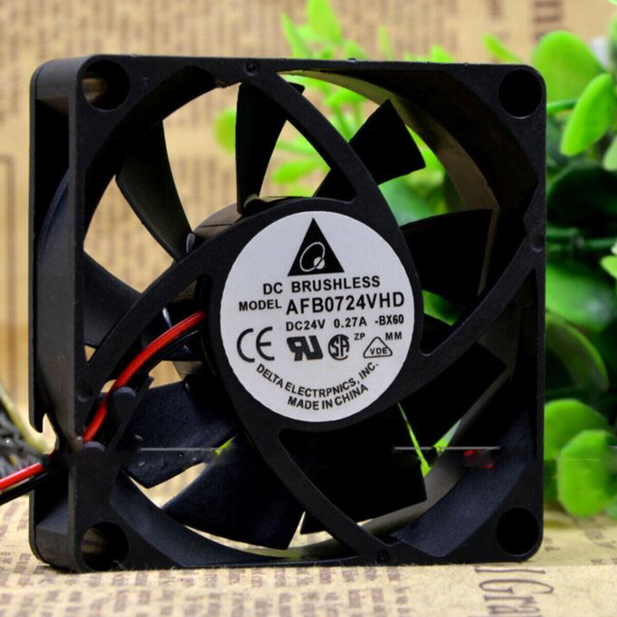DELTA  AFB0724VHD 24V 0.27A 7CM 7020 Double Ball Inverter Industrial Cooling Fan