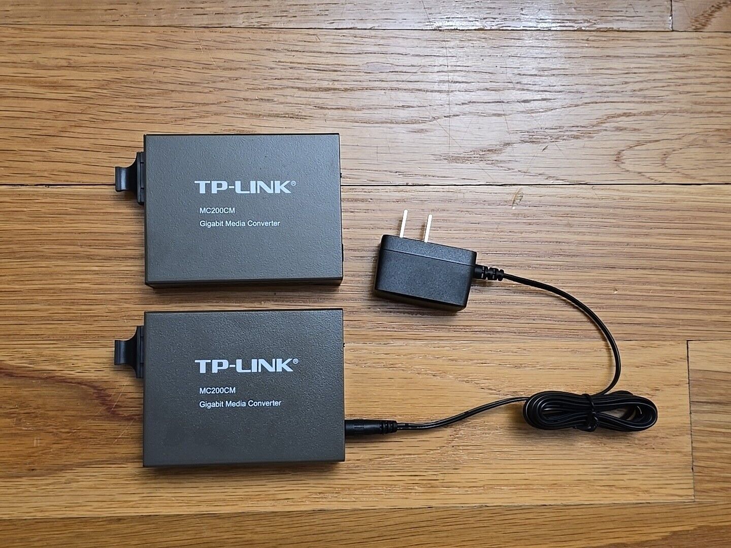 2x TP-LINK Gigabit Media Converters with 1x Power Supply