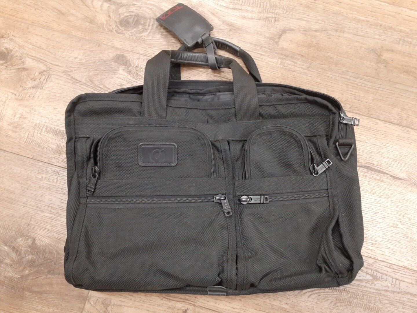 Tumi Alpha 204D3 Ballistic Nylon Expandable Black Briefcase computer bag