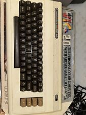 Commodore VIC-20 Computer In Original Box TESTED picture