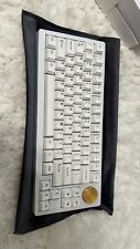 Mammoth 75 E-White Sandblasted Aluminum Custom Keyboard picture