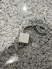 Apple (A1222) 85-Watt MagSafe (1st Gen/Old Style 2009) T Power Adapter - White picture
