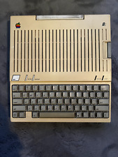 Vintage Classic Apple 2c with power 
