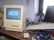 Macintosh SE Model M5011 with 20MB HD, 5MBMB RAM,800K Floppy, System 6.0.8 picture