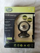 GEAR HEAD Plug-n-Play 1.3 MP WebCam for PC Model WC740I picture