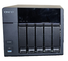 QNAP TS-563-8G 5-Bay AMD 64bit x86-based NAS, Quad Core 2.0GHz, 16GB RAM. No HDD picture