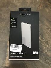 MOPHIE POWERSTATION 2X EXTERNAL BATTERY 2.4 Amp 4000 mAh - Silver picture