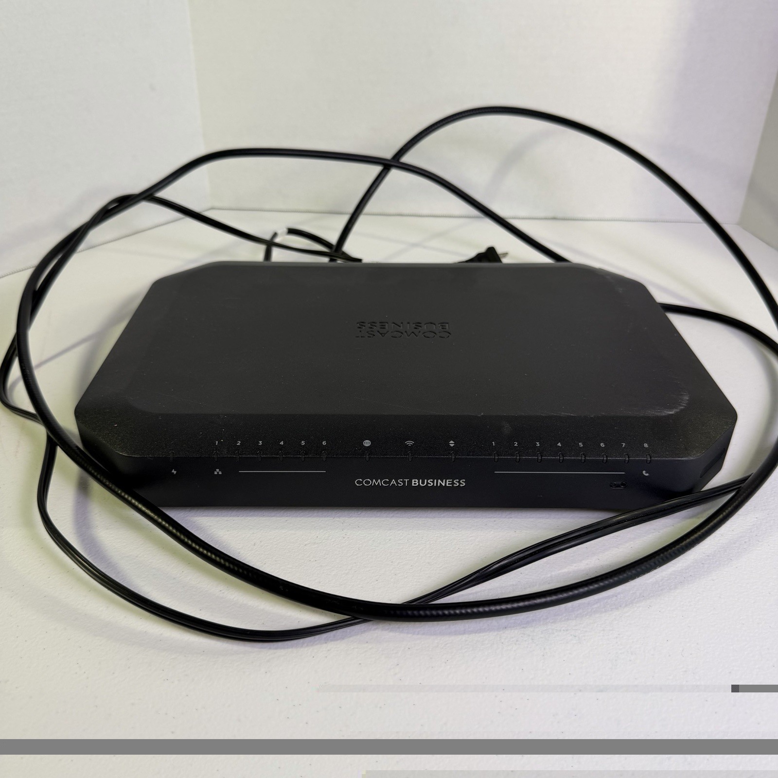 Comcast Business CBR2-T Wireless Gateway Cable Modem Router Combo