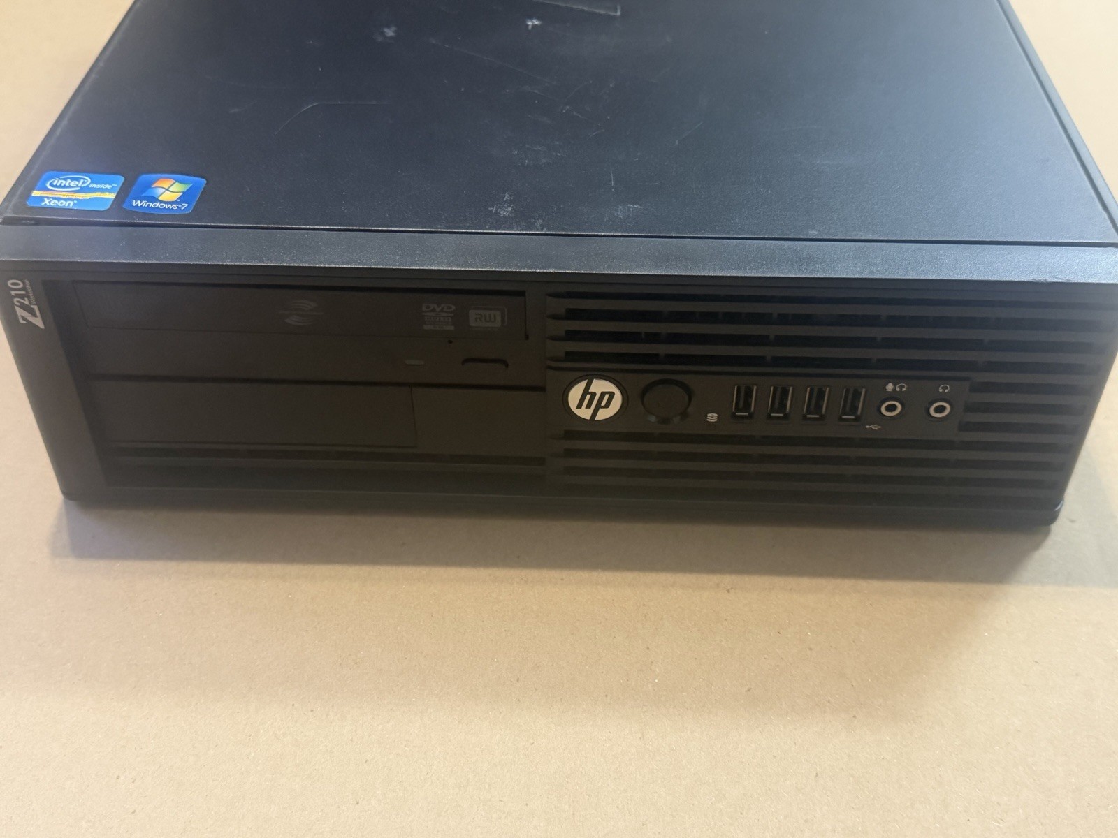 HP WorkStation Z210 Intel Xeon E31240 @3.3GHz 4GB - No OS/HDD/power Cable