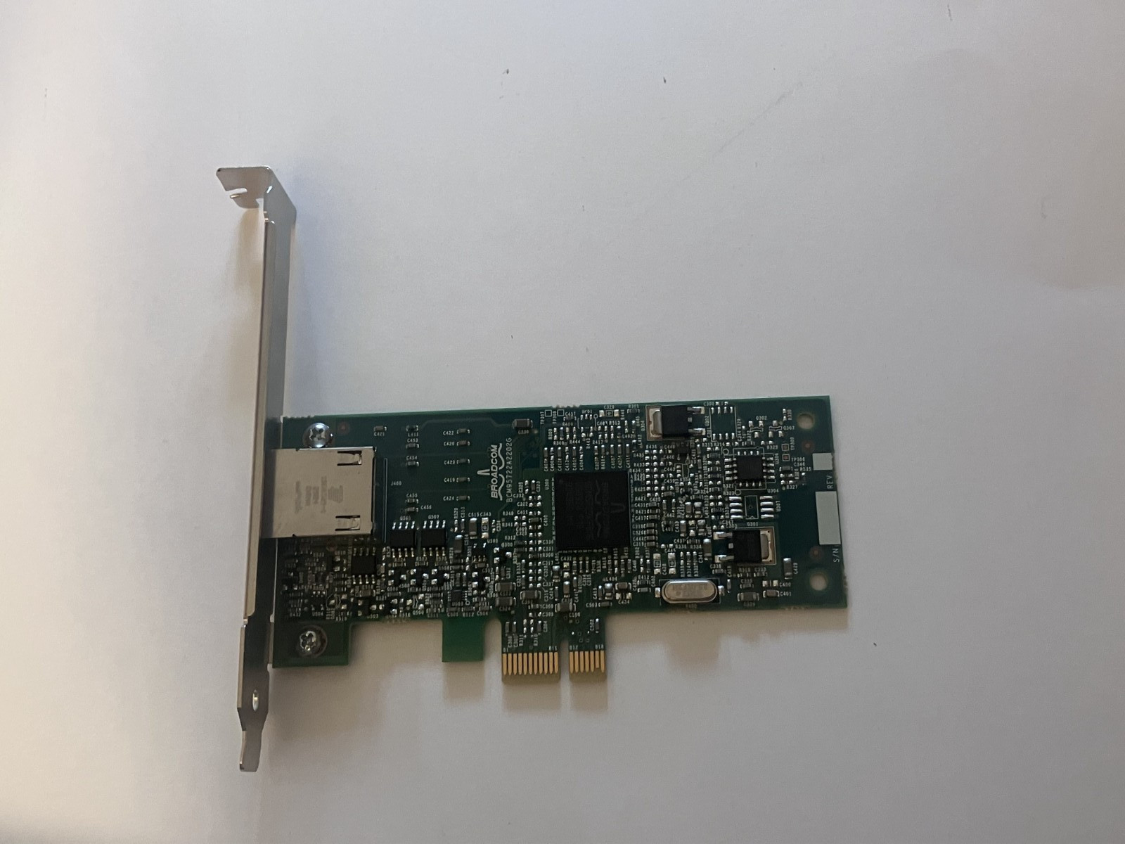 Broadcom BCM-95722A2202G (B) 0XK104 Single Port 1 Gbps PCI-E Network Card