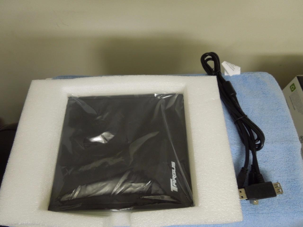 Targus PACMB010 USB Powered  DVD CD RW Slim External Drive Cable Included